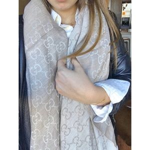 AUTHENTIC GUCCI SCARF